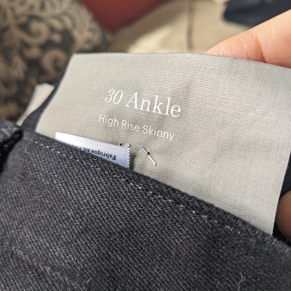 EVERLANE The High Rise Skinny Ankle Jean in Black NEW 30 - Picture 5 of 7